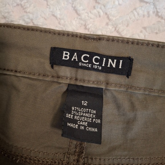 Baccini Women's Size 12 Crop Capri Pants Olive Green Sequins Flowers Pockets NWT - Picture 6 of 8